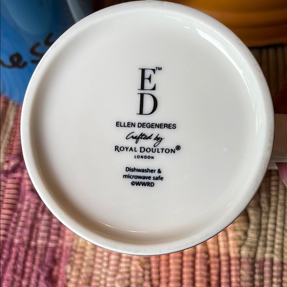 Ellen DeGeneres Inspirational Mug Set - Picture 2 of 7